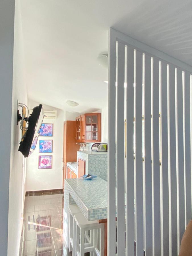 Sara Apartments Baška Voda Extérieur photo