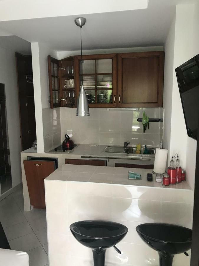 Sara Apartments Baška Voda Extérieur photo